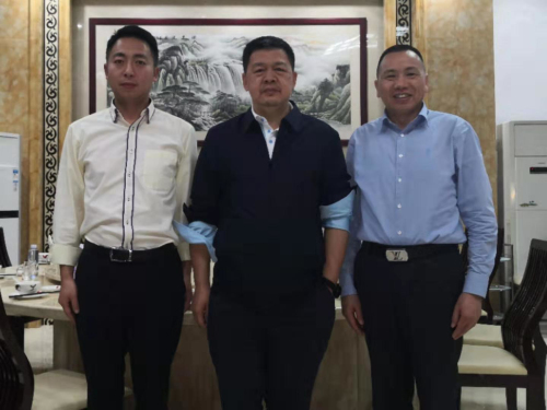 中紀(jì)委國(guó)際合作局郭松江局長(zhǎng)、人民日?qǐng)?bào)社馬海濤副總編親臨新望視察指導(dǎo)